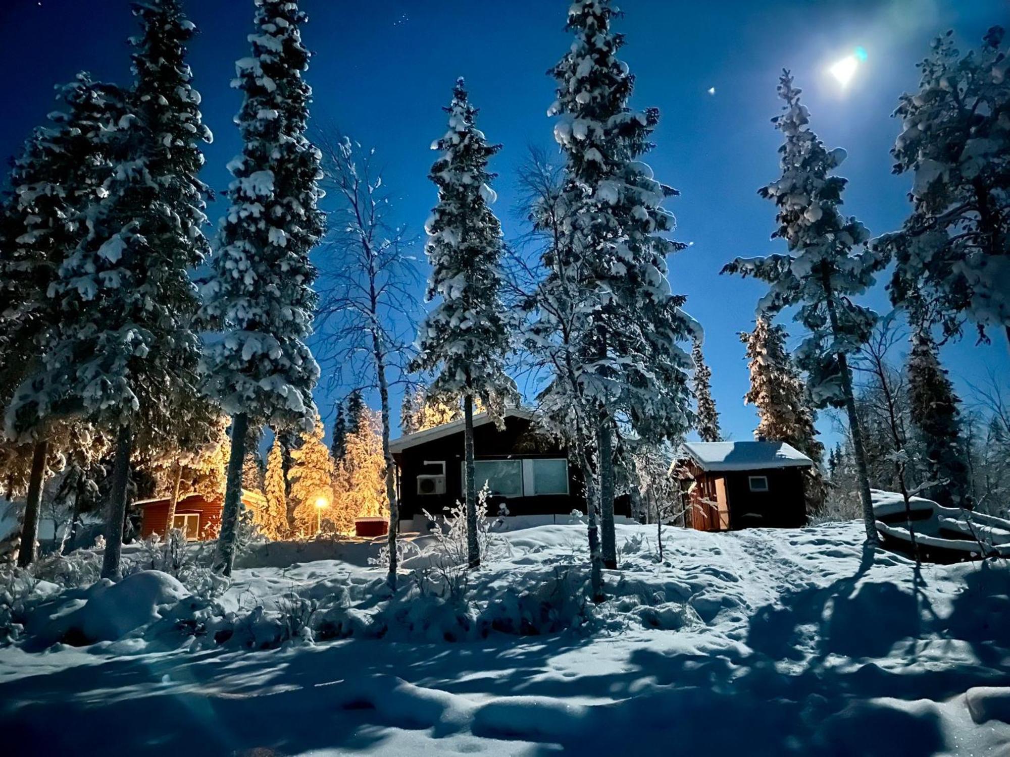 Camp Caroli Family House Villa Jukkasjärvi Dış mekan fotoğraf